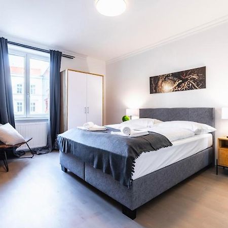 Experience Central Vienna From A Stylish And Modern Apartment מראה חיצוני תמונה